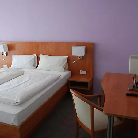 Otel Lohmann